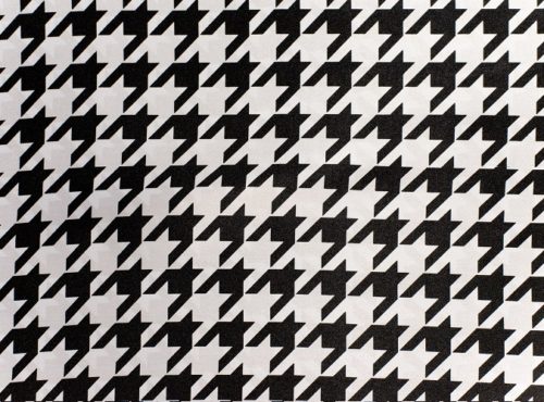 Houndstooth Table Linen